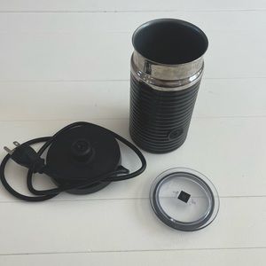 Nespresso Areoccino Milk Frother